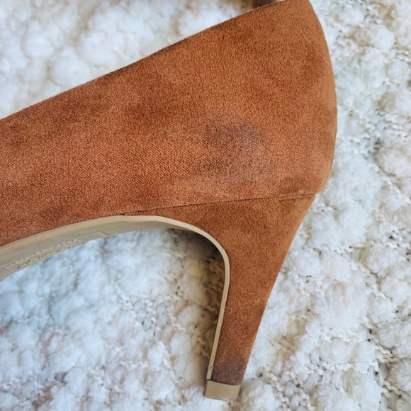 SOLD!! ✨•Suede heels• - Picture 6 of 8